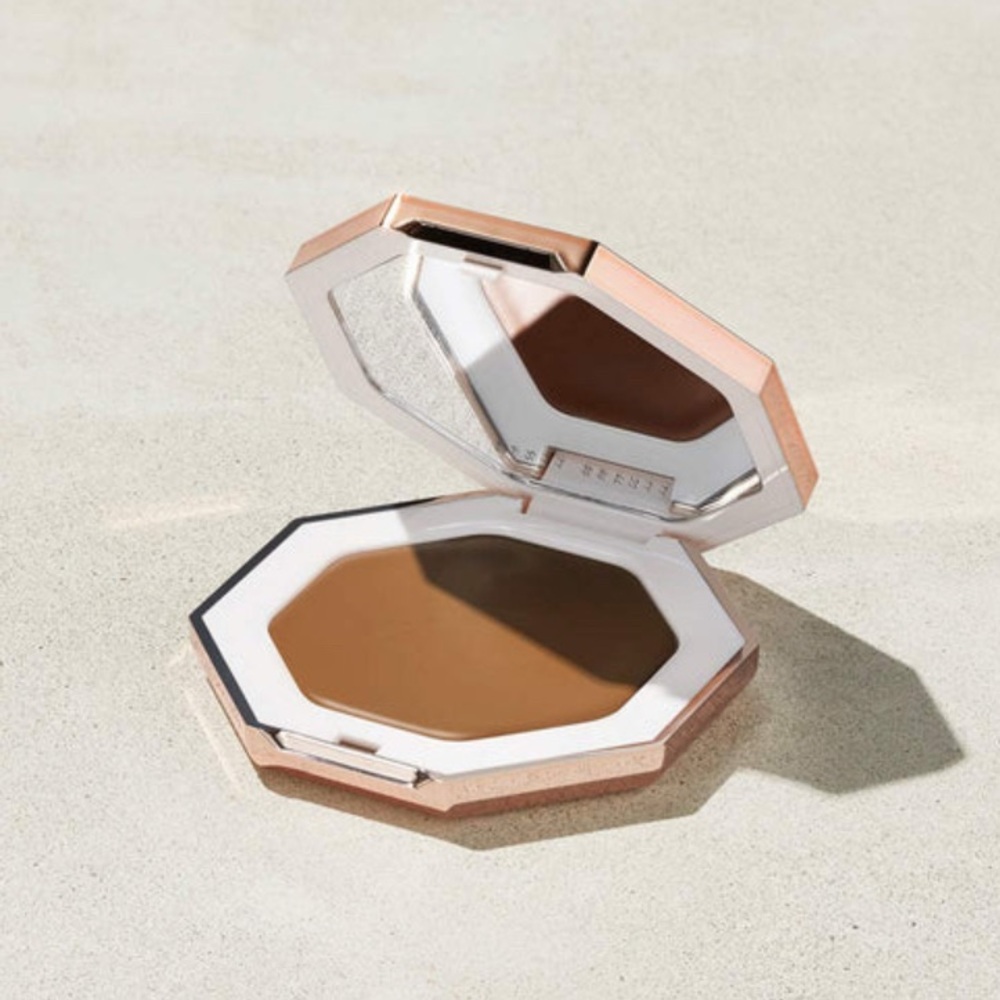 Fenty Beauty Cheeks Out Freestyle Creme Bronzer-Teddy